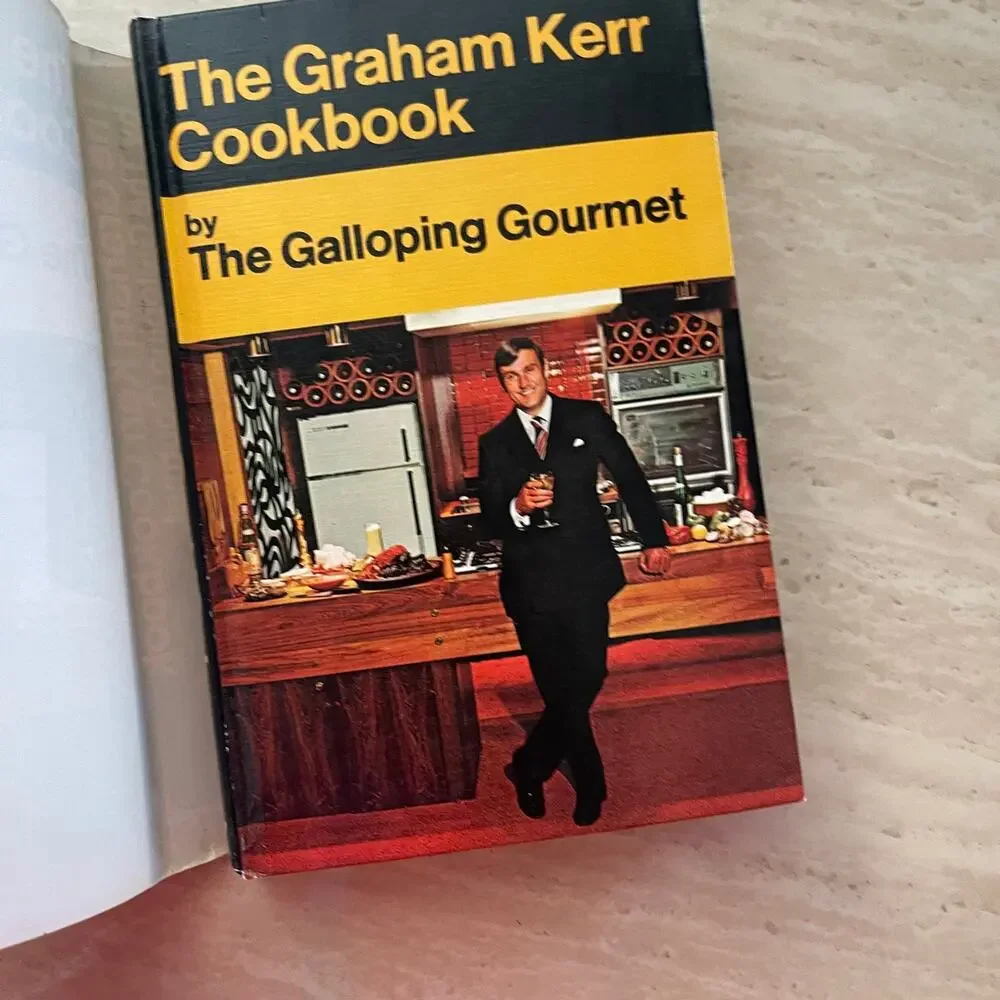 The Graham Kerr Cookbook The Galloping Gourmet Vintage 1969